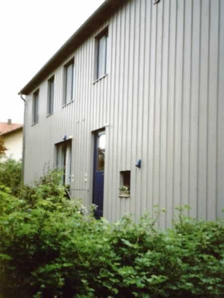a95a-b3d3_haus_r__ckseite.jpg